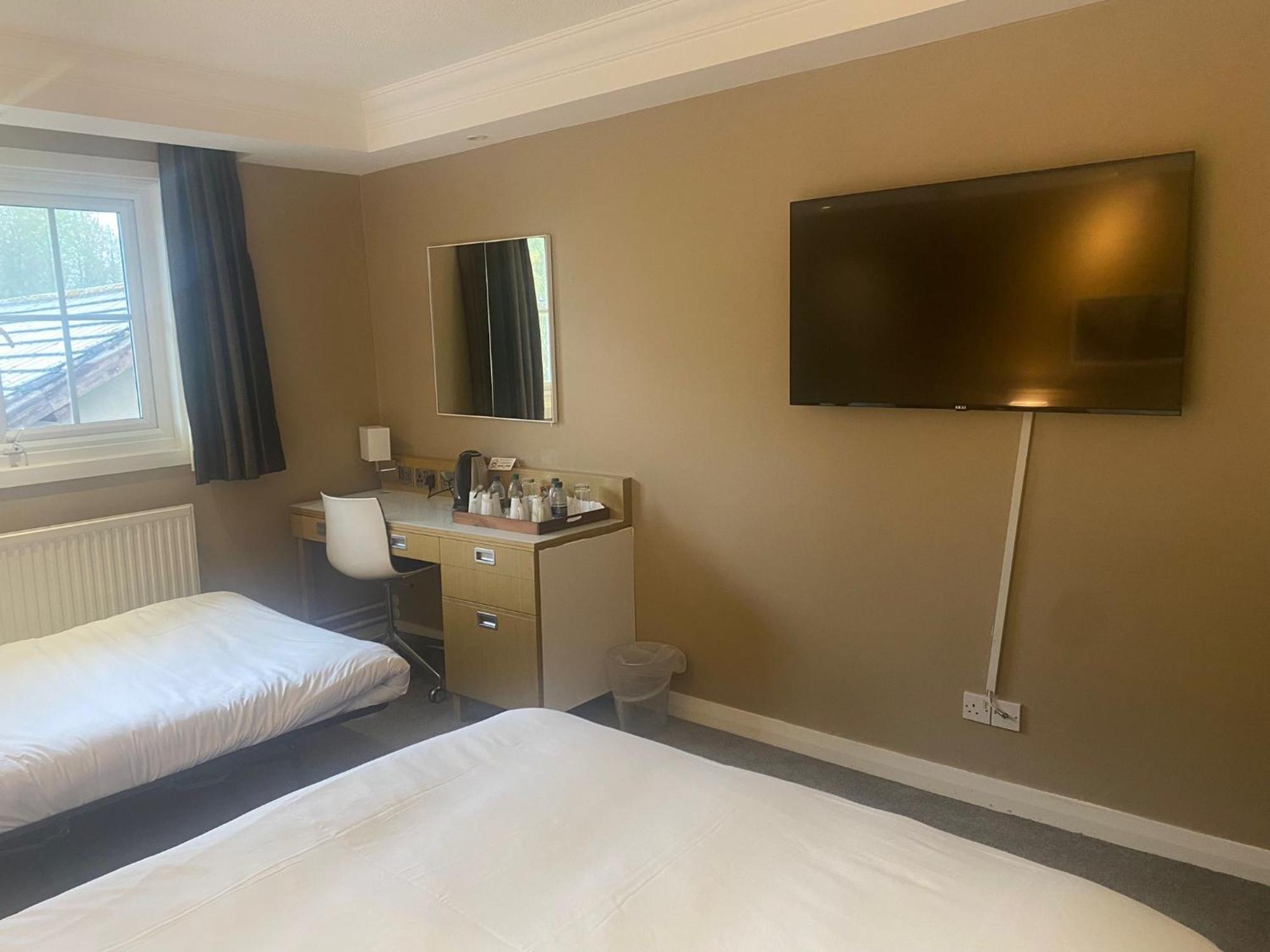 Airport Inn & Spa Manchester Wilmslow Zewnętrze zdjęcie