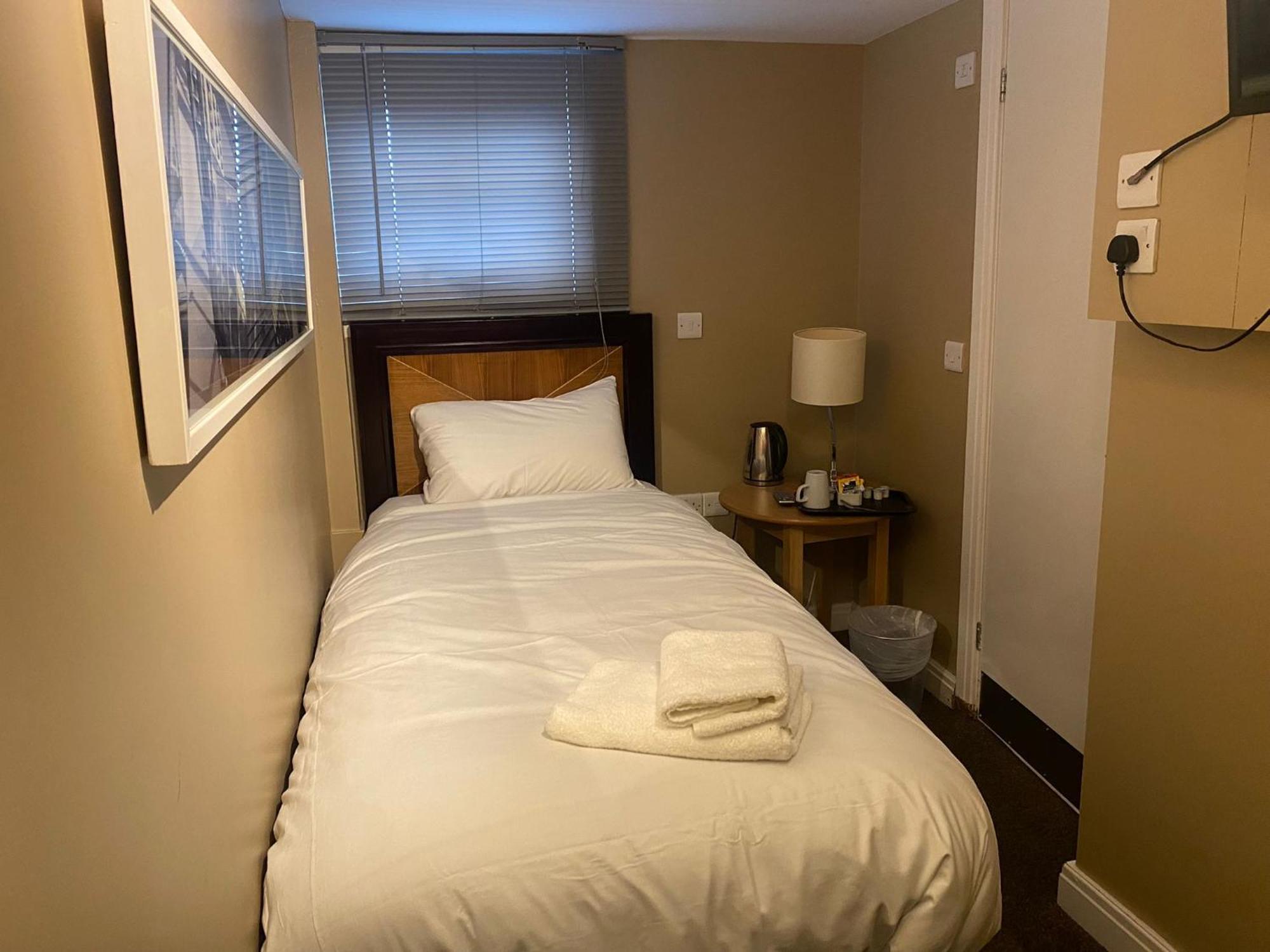 Airport Inn & Spa Manchester Wilmslow Zewnętrze zdjęcie